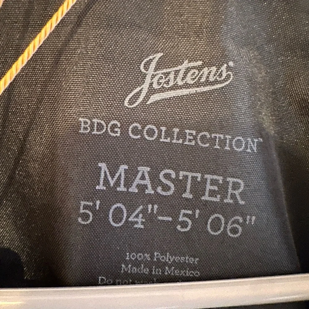 Master’s Gown, Tassel w/Year Date (2025) Charm, Hood - Picture 2 of 3